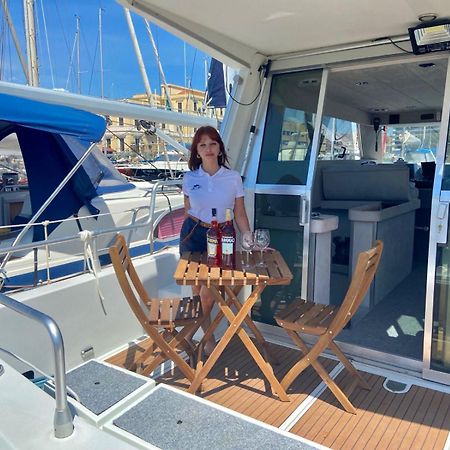 She'S Mine Yacht Ξενοδοχείο Κατάνια Εξωτερικό φωτογραφία