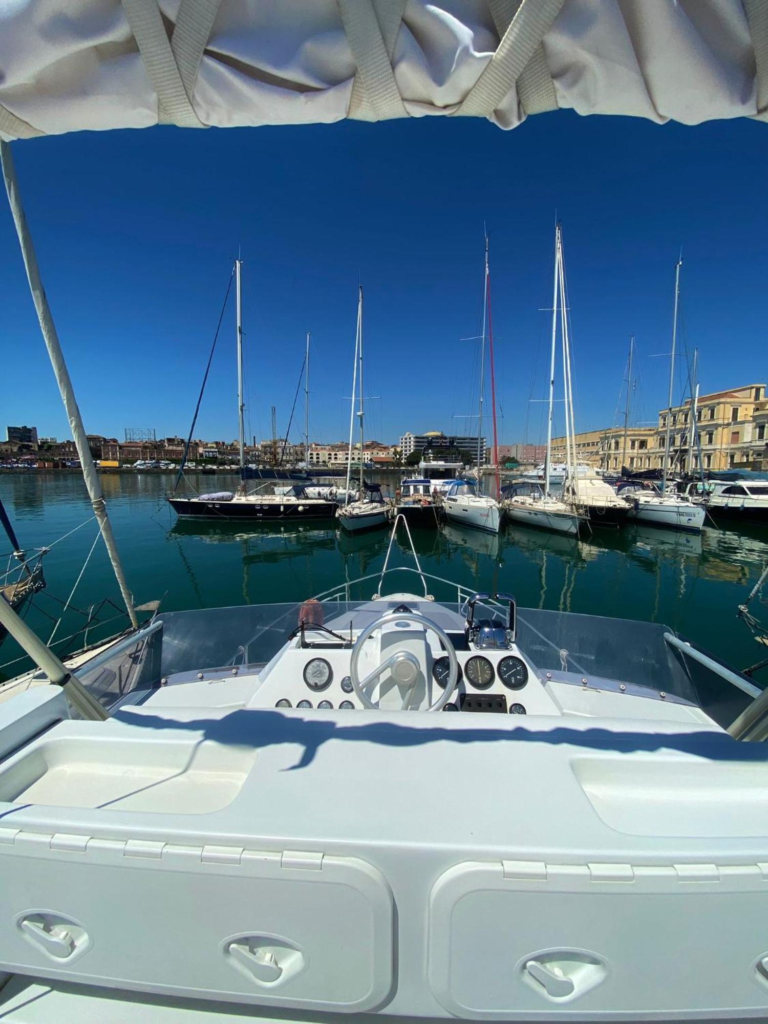 She'S Mine Yacht Ξενοδοχείο Κατάνια Εξωτερικό φωτογραφία